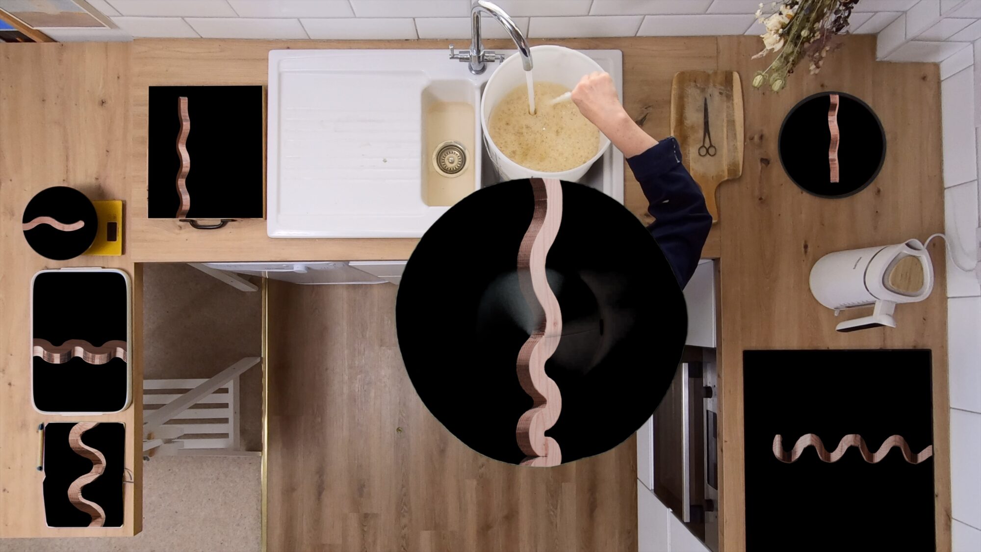 Always pouring still 05